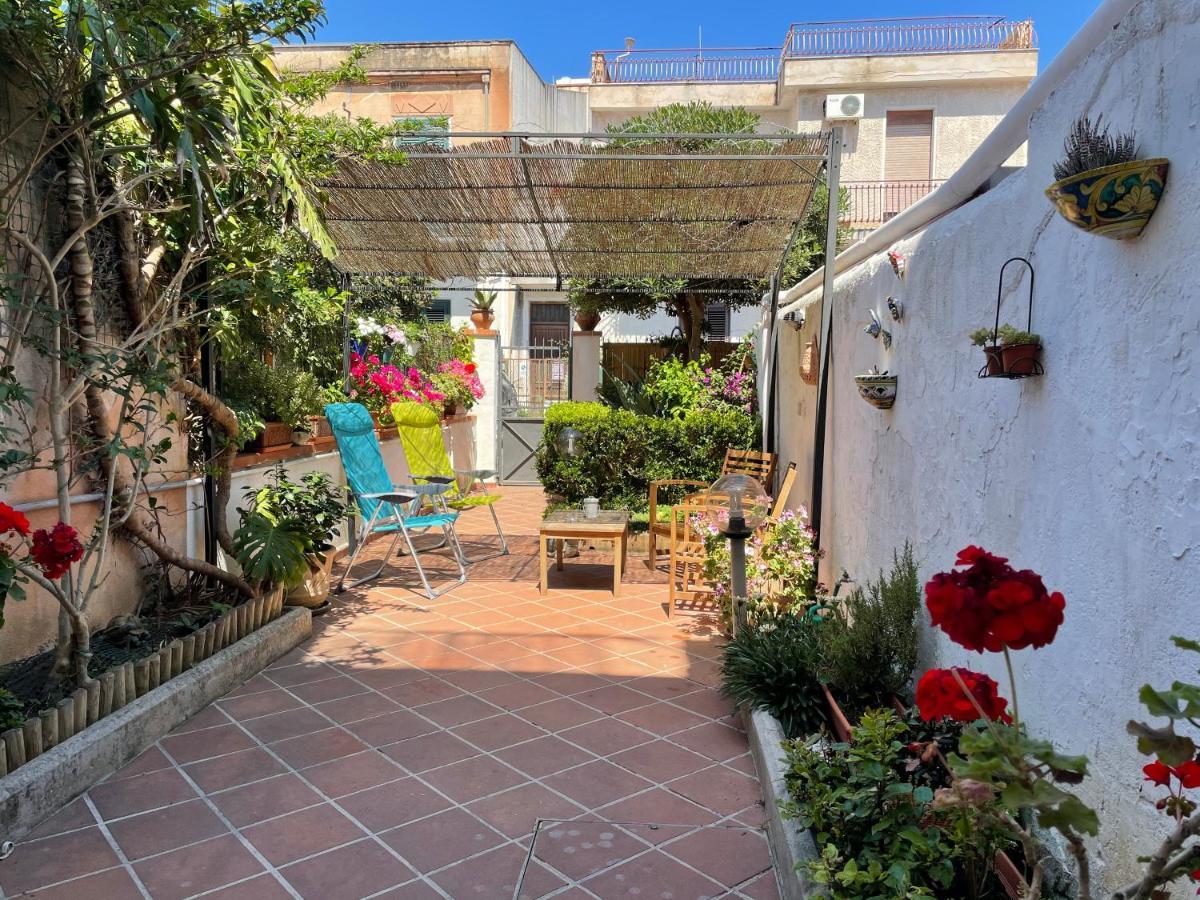 Da Sophie Vila Mondello Exterior foto